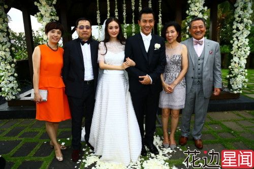 揭秘杨幂刘恺威婚礼千万账单：婚纱首饰900万