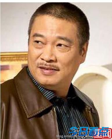 吴孟达心脏病发险死立遗嘱 揭秘其三段婚姻